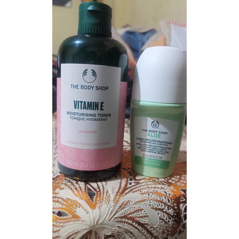 new bundling the body shop toner dan roll on