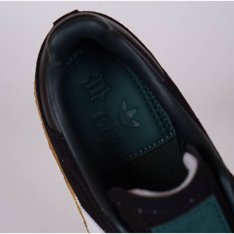 Sepatu Adidas Samba X Ronni Fieg Reveals Kith Black Gum