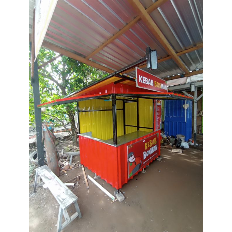Kontainer replika gerobak usaha
