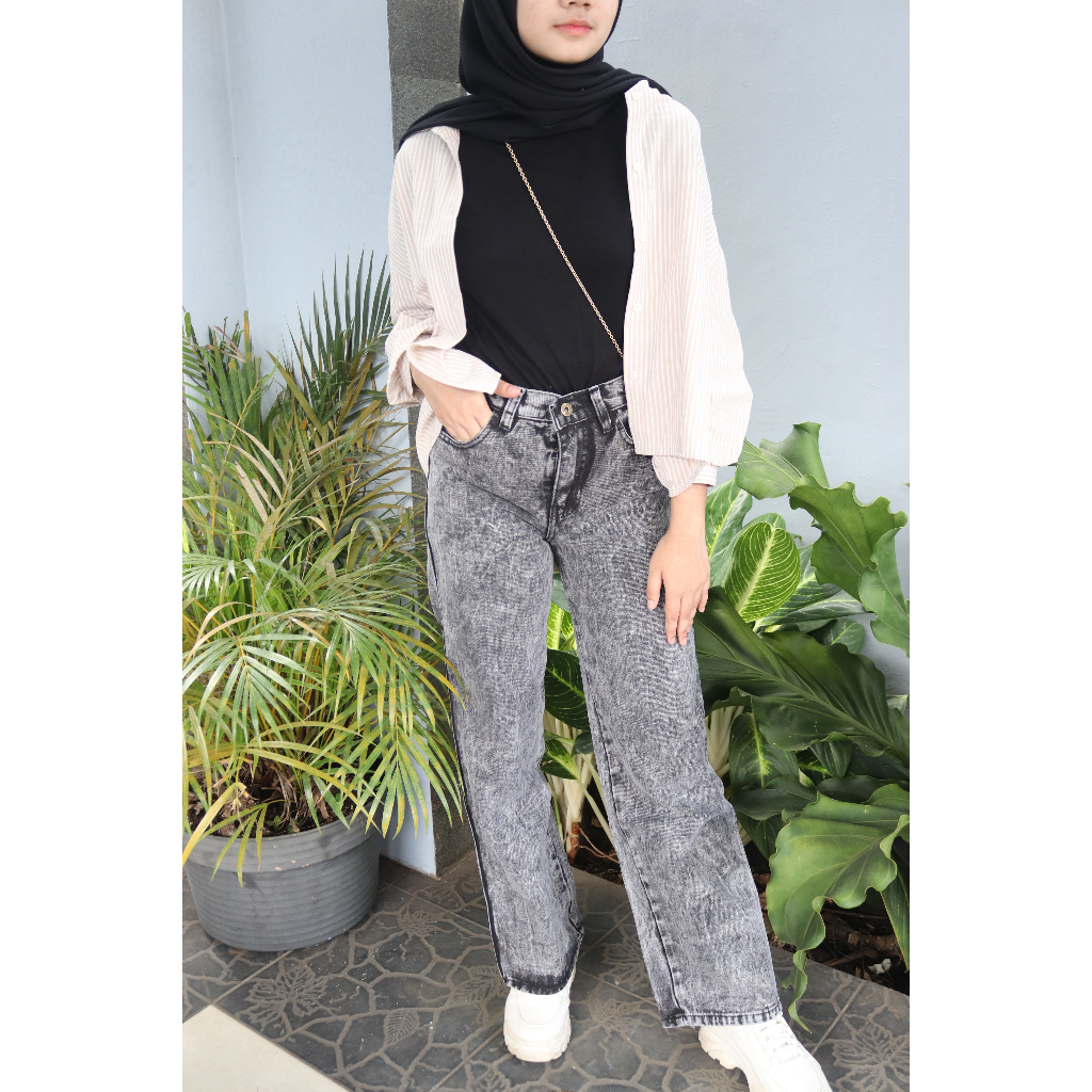 Celana Loose Jeans Wanita High waist Jeans Snow Black Size M L XL XXL Celana Panjang Remaja Bawahan  Boyfriend Premium Import Kekinian