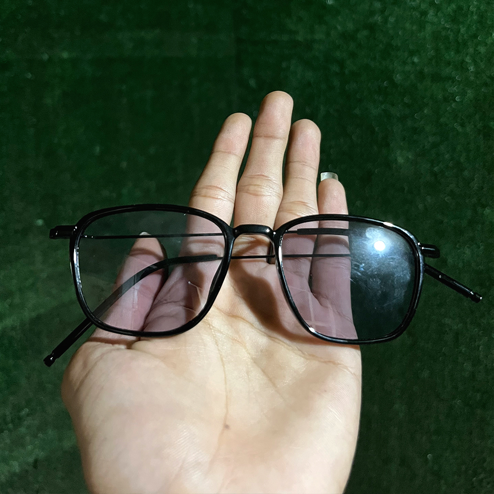 PA6 Kacamata Photocromic Korea / Anti Radiasi 2 In 1 Potokromik Photochromic Pria Wanita PA6 Anti radiasi Kacamata kekinian Termurah