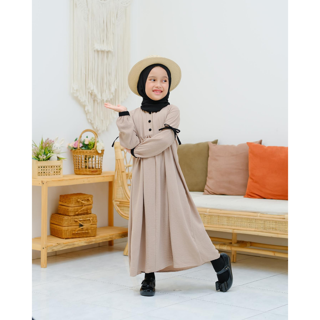 Lizzara Dress - Dress Korean Style - Dress 10-14 Tahun Crinkle Airflow Tanpa Pashmina Kancing Depan Aktif Variasi Tali Pita