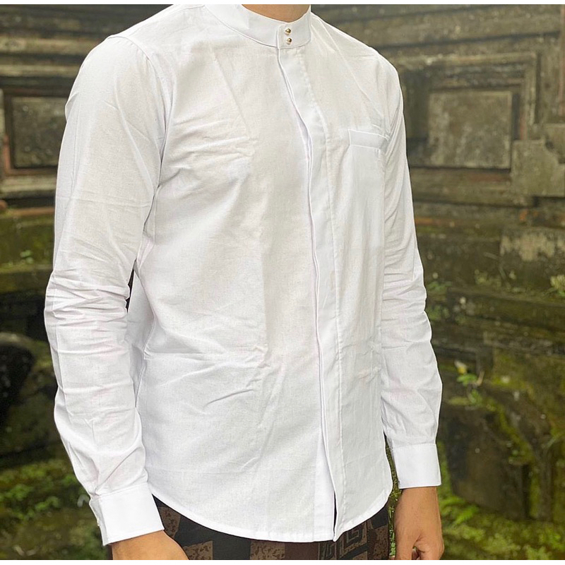 BAJU PUTIH SEMI SAFARI KANCING SEMBUNYI