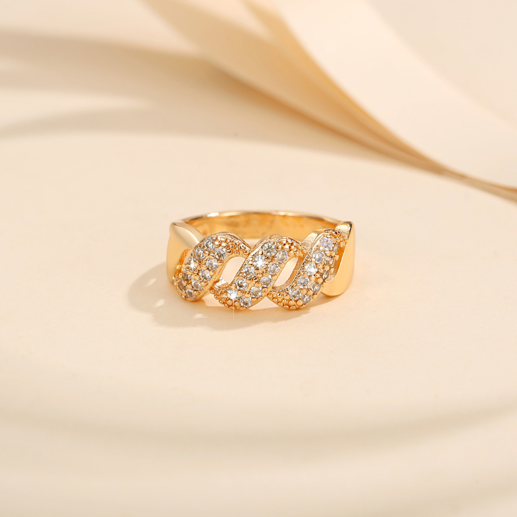 Y111 【COD】 Cincin Mewah Titanium Anti Karat Wanita Berlian Perhiasan Imitasi Perhiasan Wanita