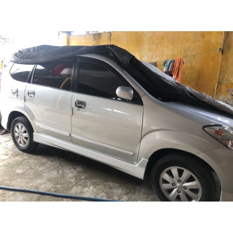 List body LIS MOULDING samping bodi mobil toyota Avanza /  Xenia 2004 sampai 2011 2010 2009 2008 2007 2006 2005 vvti VVT-i hitam silver putih abu aqua biru metalik + LIS chrome crome