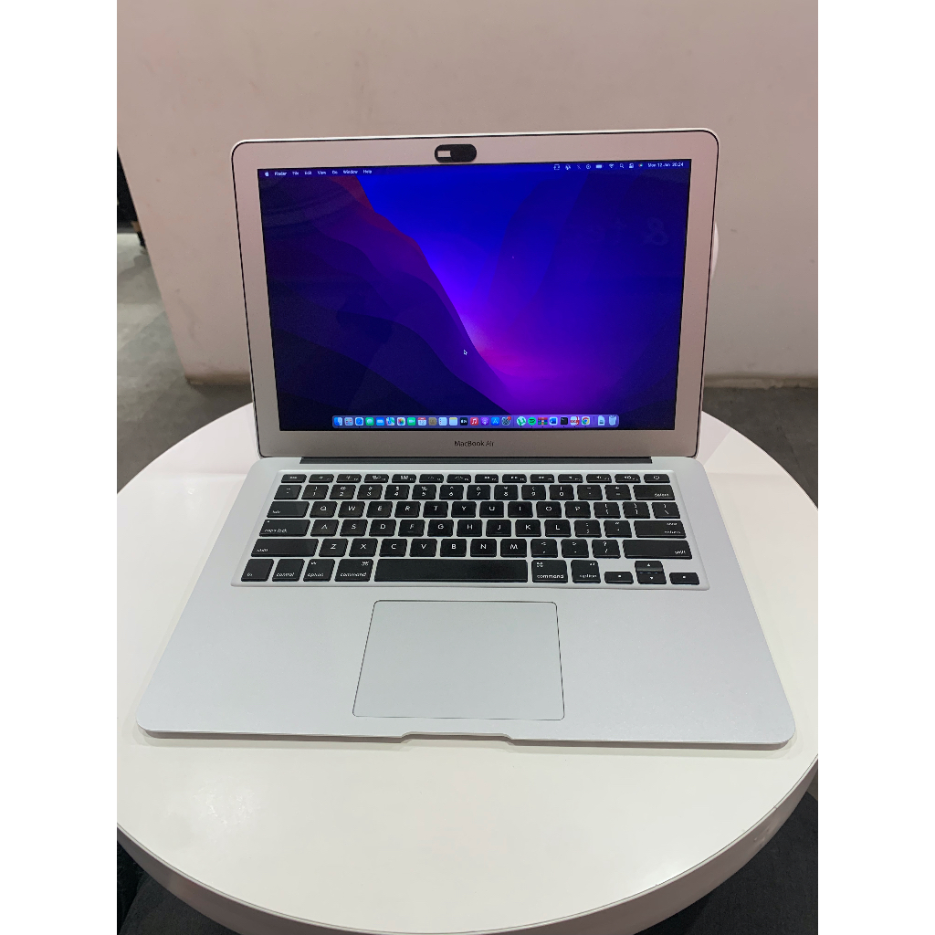 MacBook Air 2017 128gb iBox