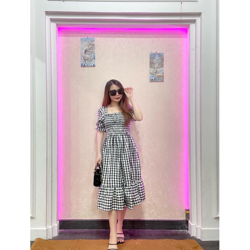 RD FASHION - SMOCKED DRESS / Gaun musim panas kasual baru Lengan pendek smocked dress lipit bunga dengan dasi belakang / gaun kasual A-line gaun smocked berlipat bunga lengan pendek-KOTAK BESAR HITAM