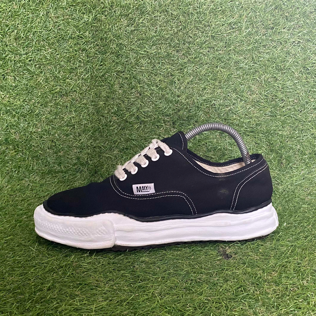Maison Mihara Yasuhiro Black Canvas Low Top MMY Sneaker preloved