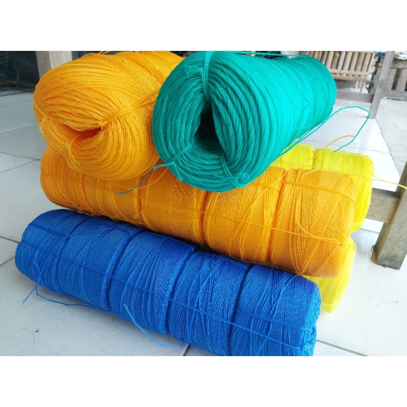 Benang Kenur Tali Tambang / Tali Tampar /1,5 mm utk Layangan  1,3  - 1,5 meteran