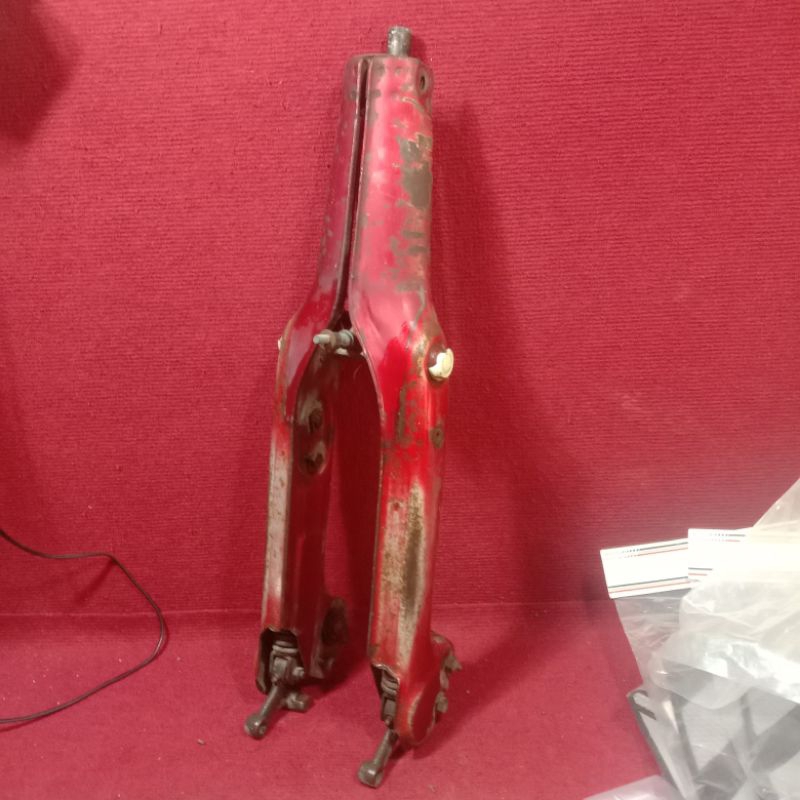 shock breaker porok depan Honda Astrea 800original