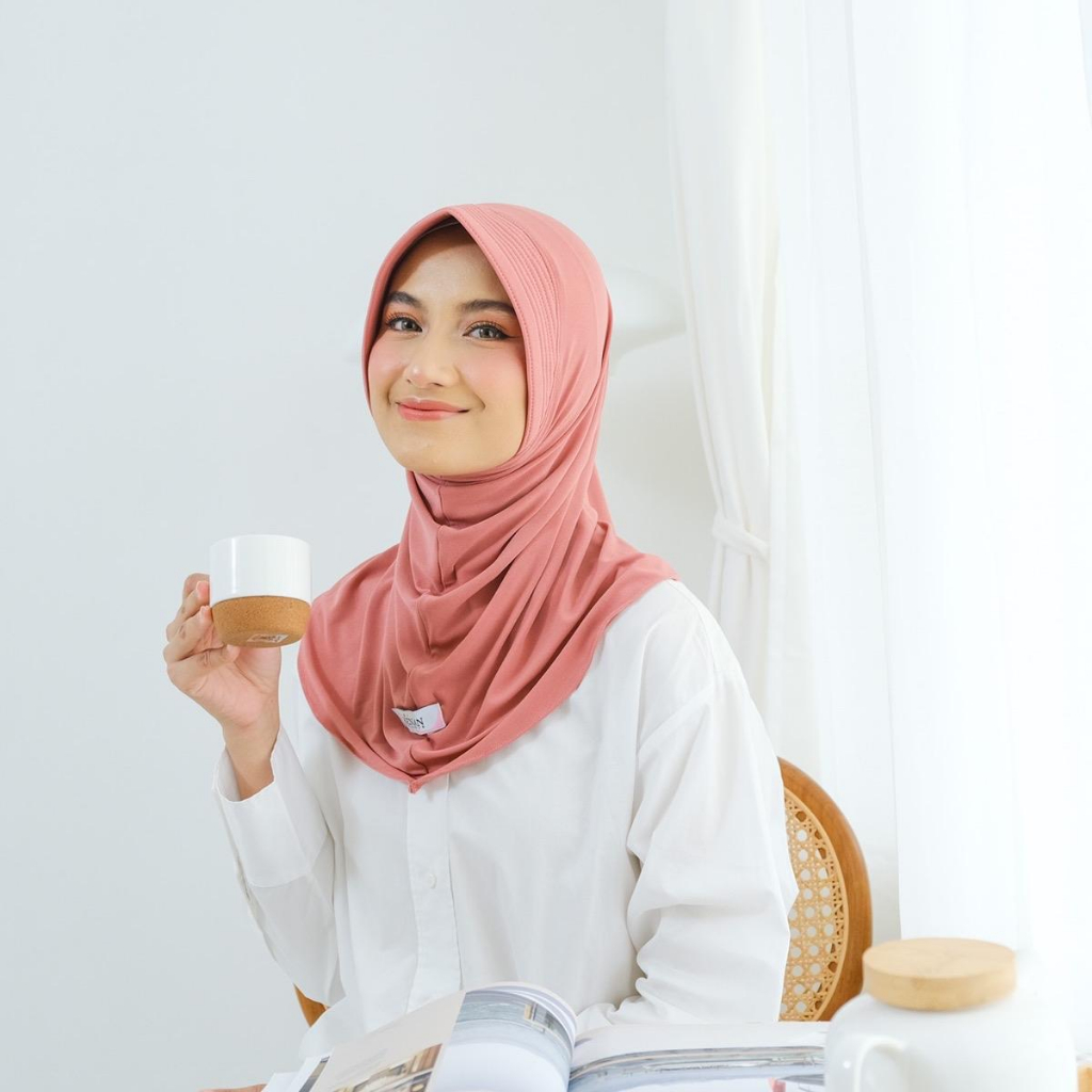 KENAN HIJAB- BERGO DAILY YOGA//HIJAB INSTAN SIZE S JERSEY kenan