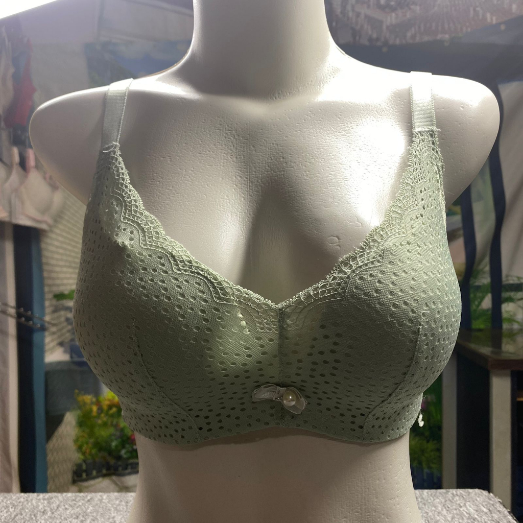 BRA / BH WANITA 8816 BUSA SEDANG TIDAK ADA KAWAT KAIN LEMBUT SIZE 32-38