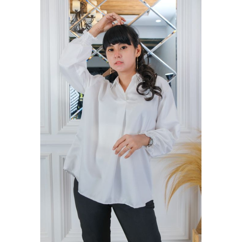 Blouse Keren/Kemeja Wanita/Atasan Wanita/Kemeja Satin/Blouse Satin Premium Bahan bagus