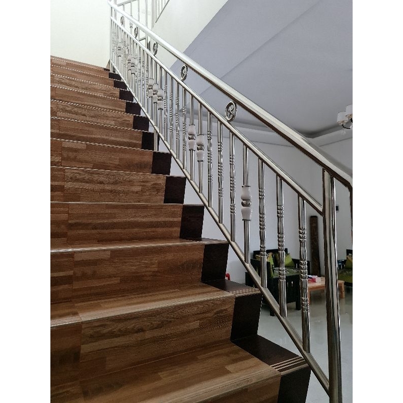 railing tangga balkon stainless