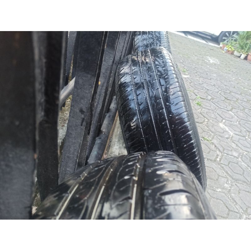 4 Velg R15 pcd 5x114+Ban 185/65 75% apv innova grandmax megacarry luxio ertiga