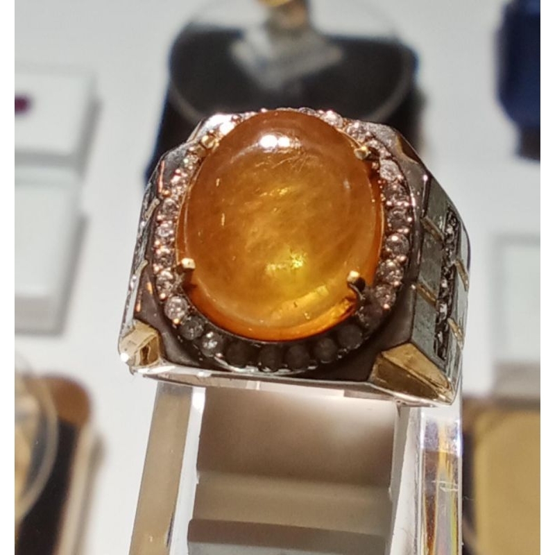 natural  yellow  safir mozambiq