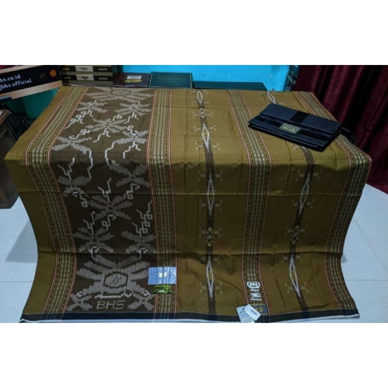 SARUNG BHS ROYAL ITG