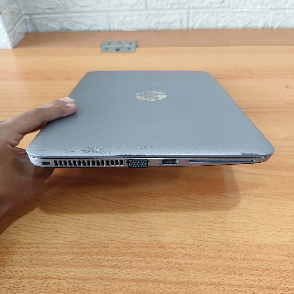 Laptop HP EliteBook 820 G4 Core i5 Gen 7 RAM 8GB SSD 256GB