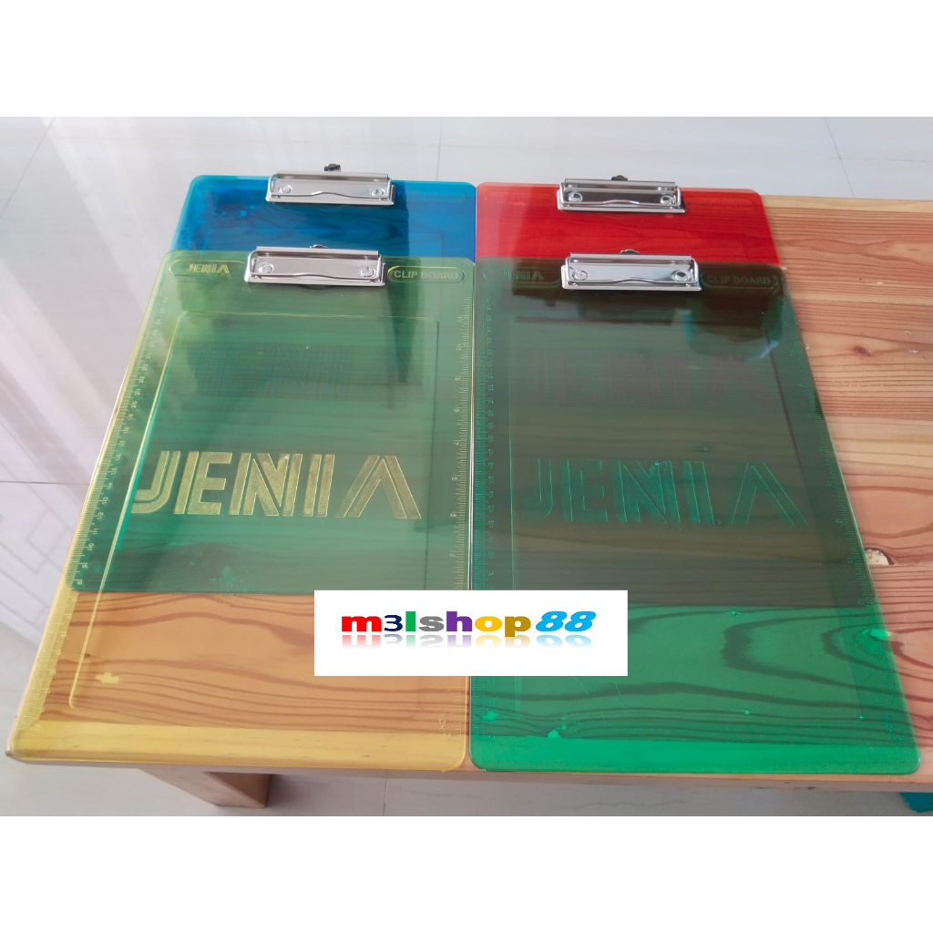 

Clip board/papan ujian/papan jalan folio jenia -1 pcs