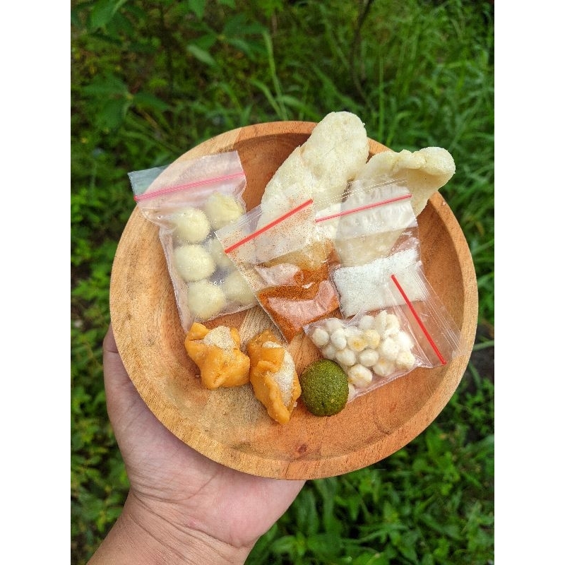 

BAKSO ACI HOME MADE