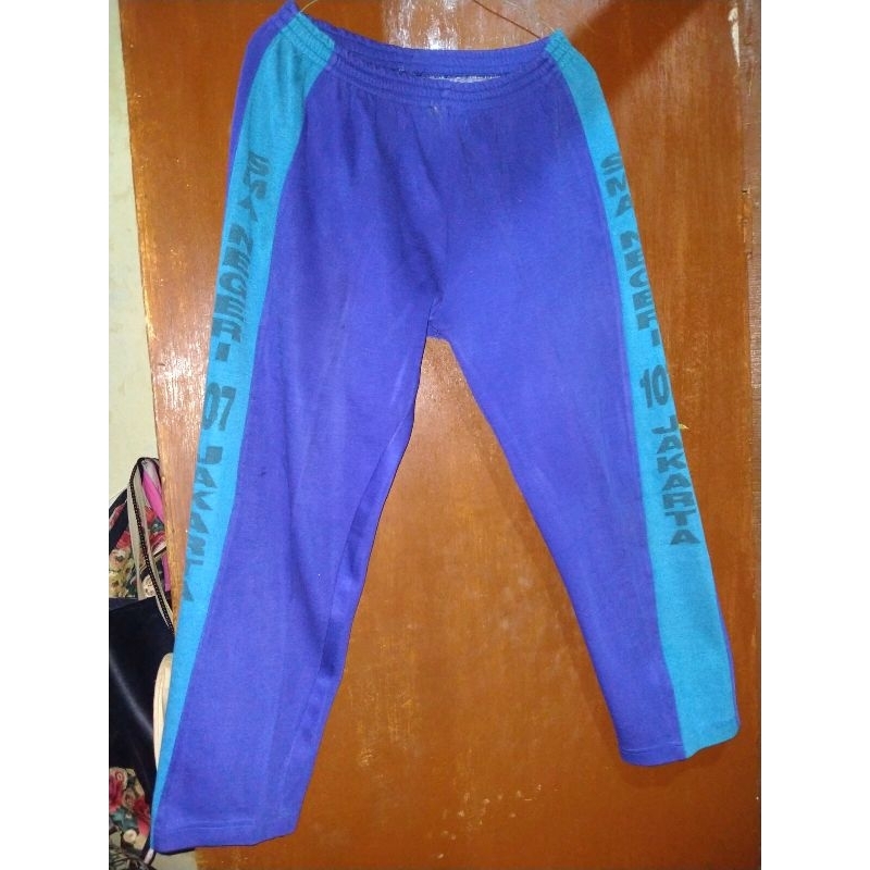 PRELOVED SERAGAM OLAHRAGA SMAN 107 JAKARTA