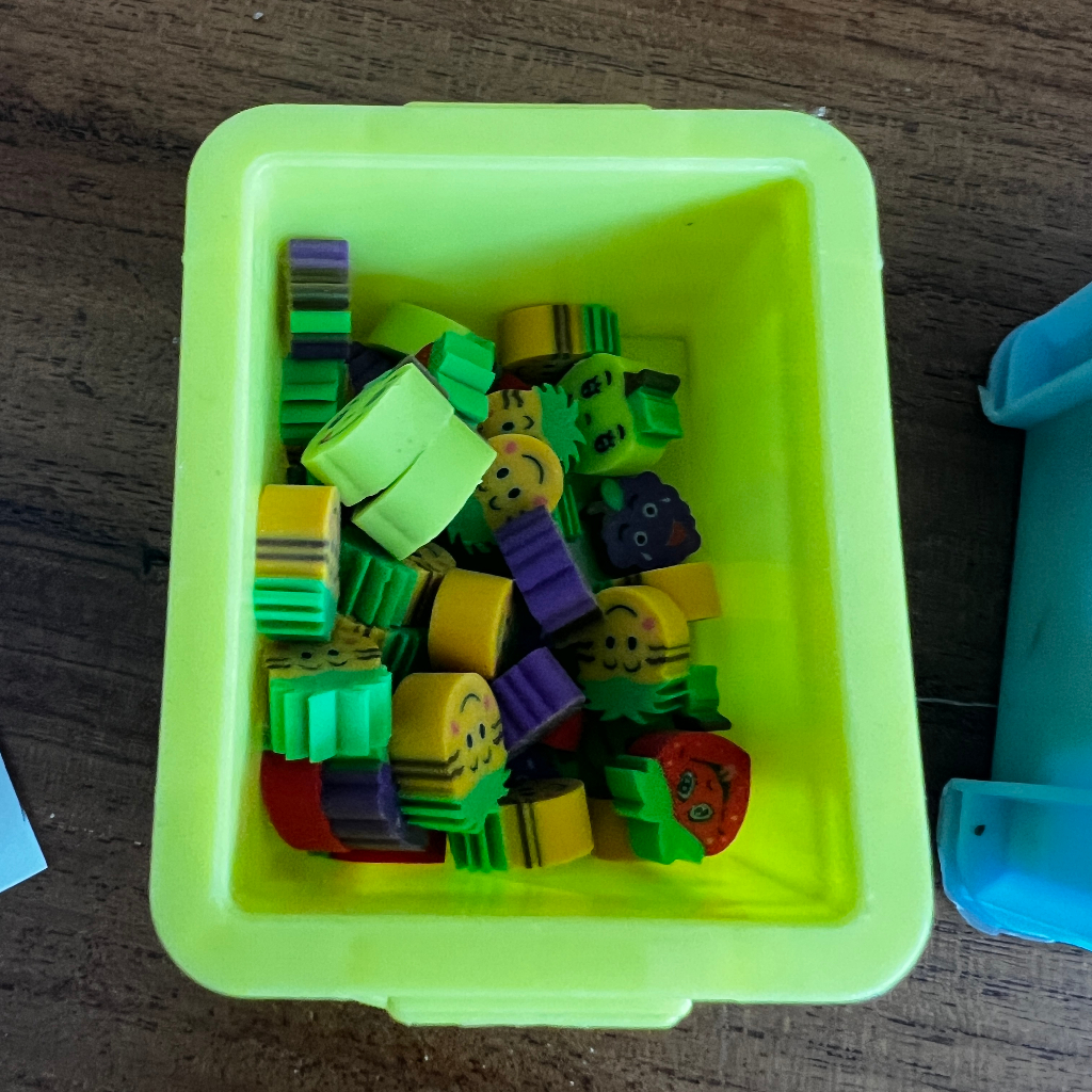 

Penghapus Warna Warni Box Ukuran Kecil Setip Eraser Karet Pensil ATK Alat Tulis Kantor Lucu Karakter Peralatan Perlengkapan Sekolah Murah Berkualitas Cute Stationary Stuff Menghapus Bersih Coretan Tulisan Koreksi Pengoreksi Pembersih Pemutih Tri Tunggal