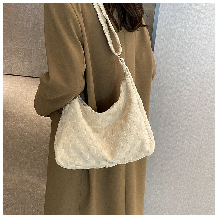 MISMI HAILEY Tas Selempang Kekinian Sling bag Shoulderbag Sekolah kuliah New stylish OOTD Wanita Kuliah fashion Korean Style Lucu Emory Keren Kekinan Outfit Style Aesthetic Chikoisme