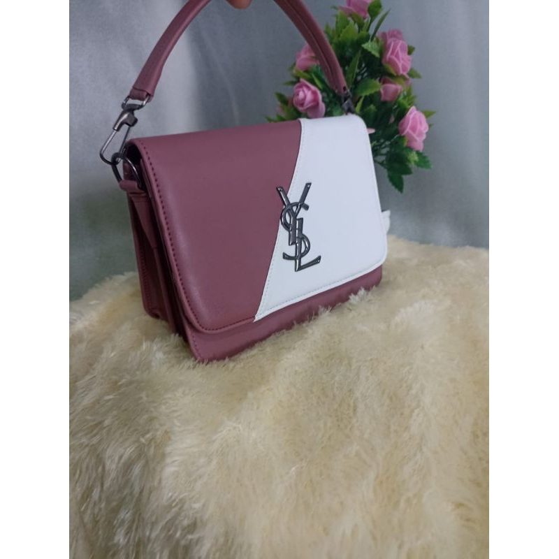 TAS SELEMPANG WANITA