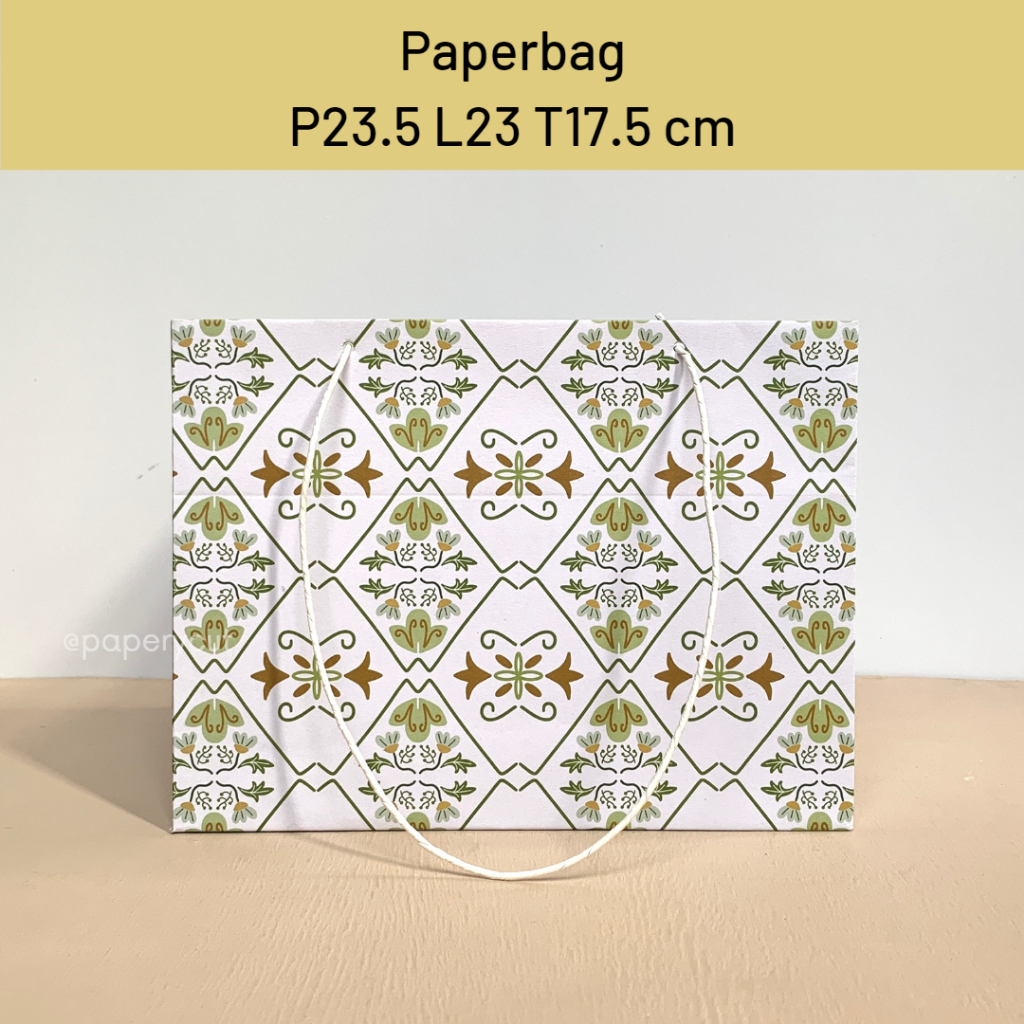 

Paperbag Tas Kertas Kraft Warna Motif Goodie Bag 23.5 x 23 x 17.5 cm