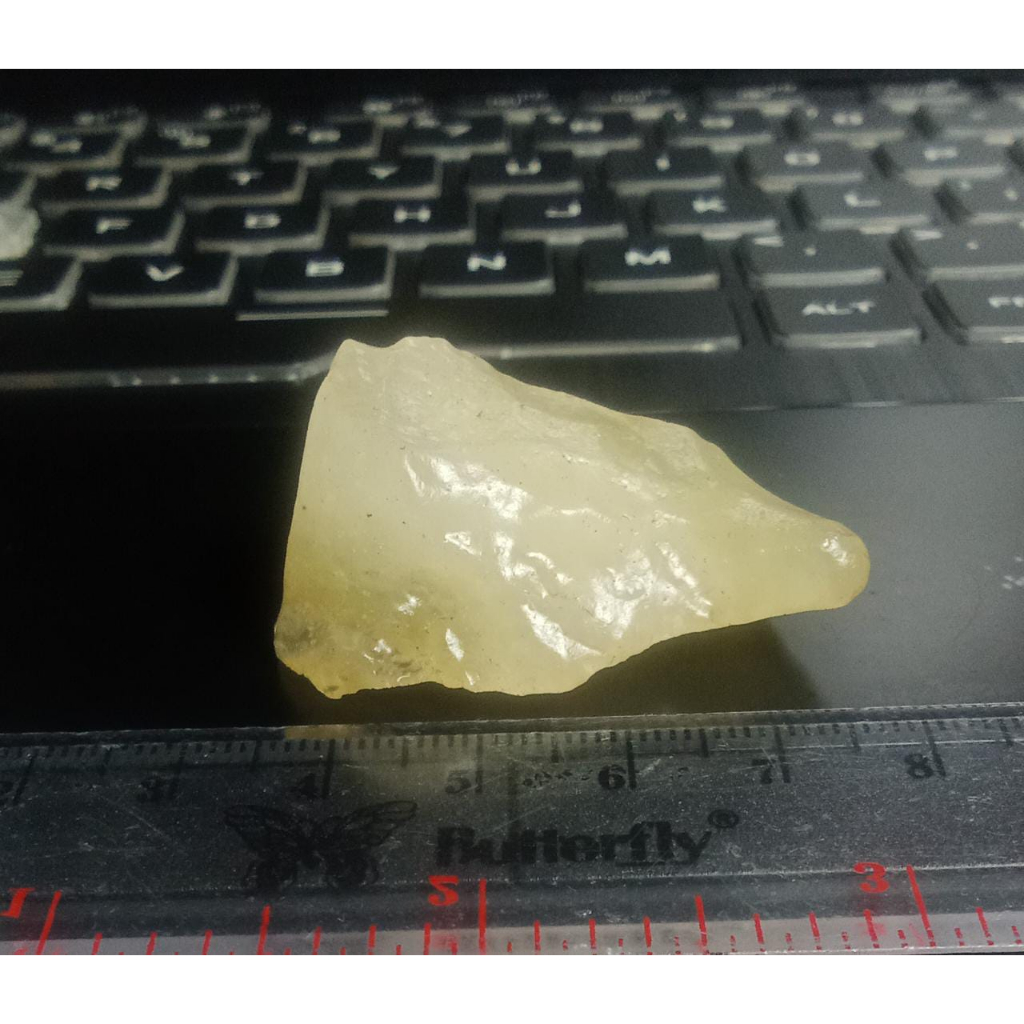 Lybian Desert Glass / Libyan Gold Tektite from Egypt (27)