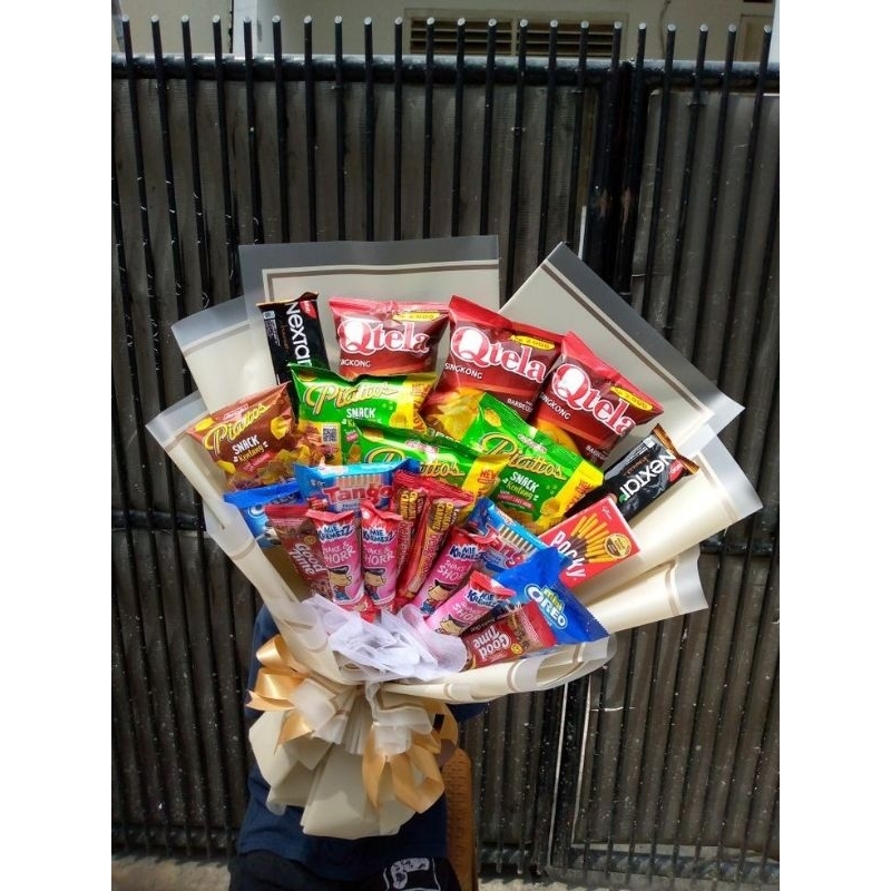 

bucket snack/ bucket jajan/ bucket snack murah/ bucket graduation/ bucket ultah