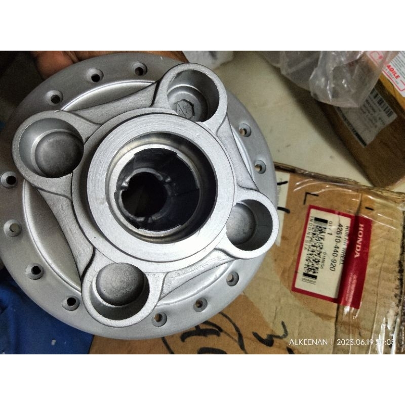 tromol belakang Honda CB GL 100 GL100 Original 42610 440 920