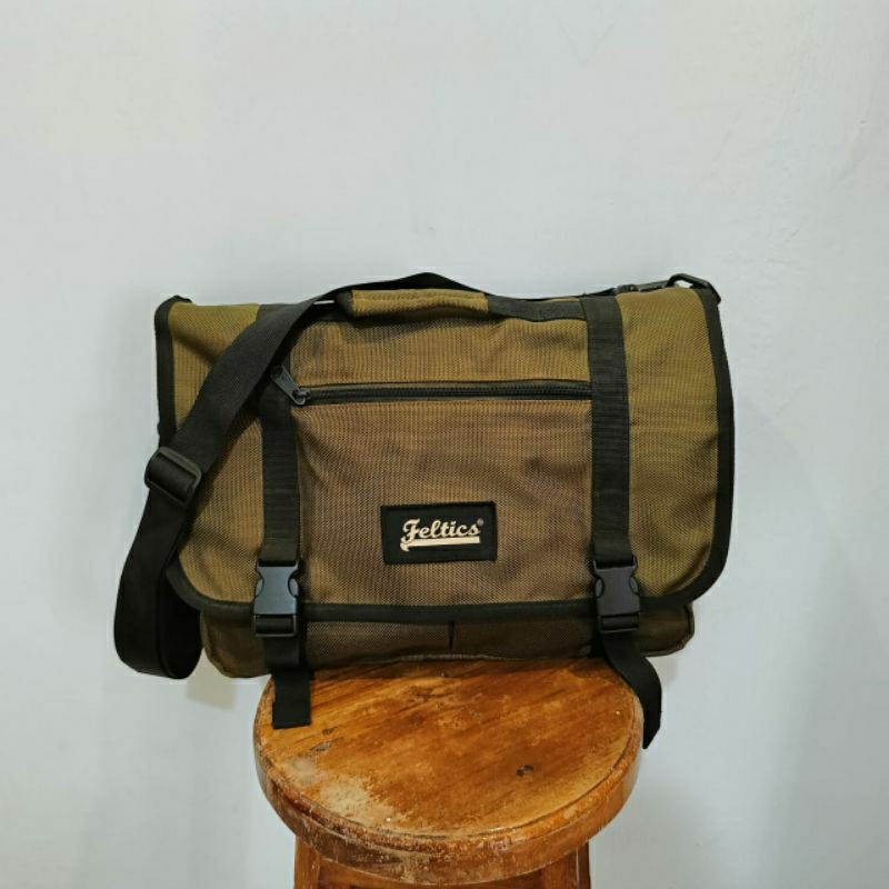 tas slempang messenger bag feltics second original