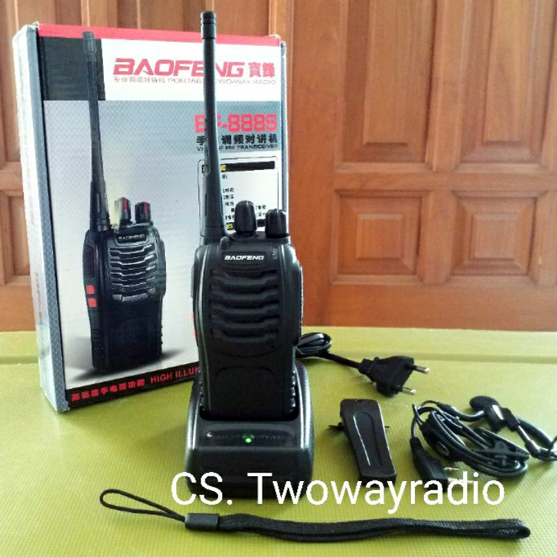 HT Single band 888S UHF 400 Handy Talkie BF888S Radio komunikasi BF-888 free earphone