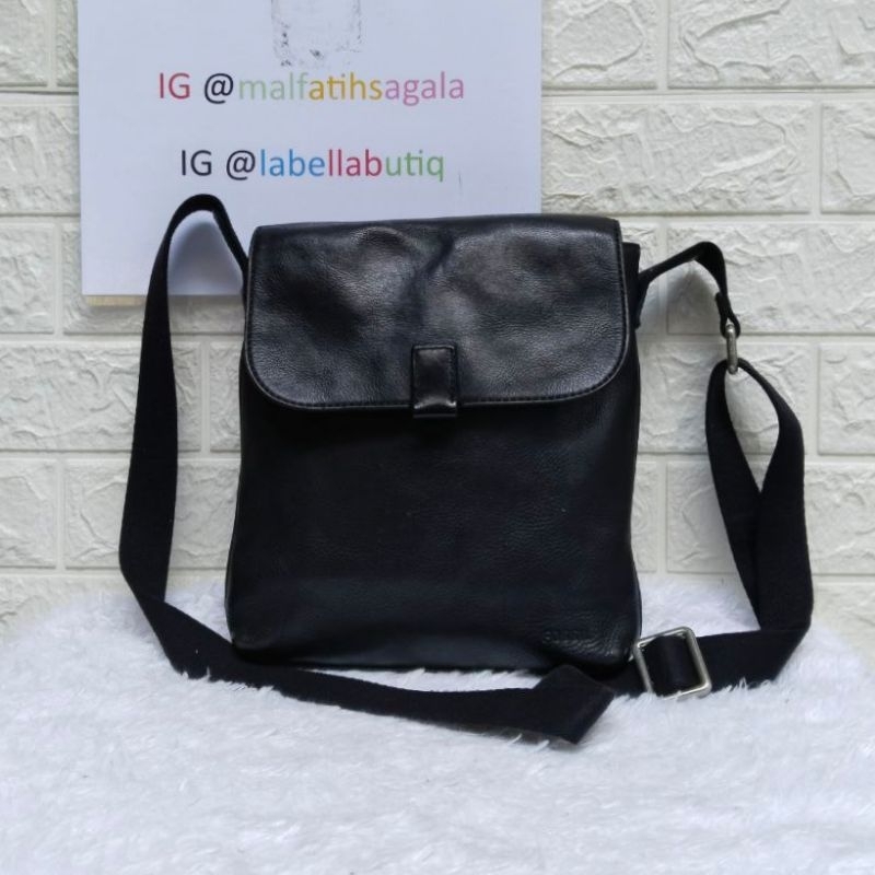 Sling Bag F0*ssil Tas Selempang Pria Branded Preloved Second
