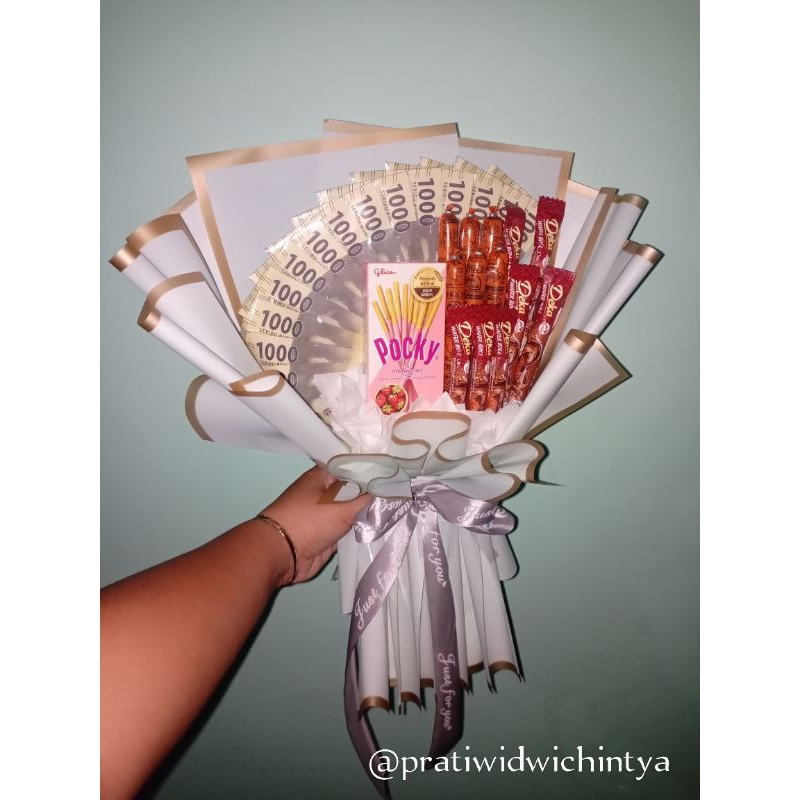 

buket uang dan snack