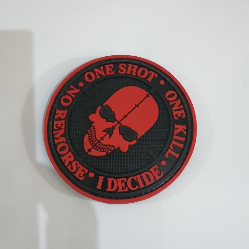 patch rubber logo tengkorak one shot one kill merah / tempelan emblem karet velcro