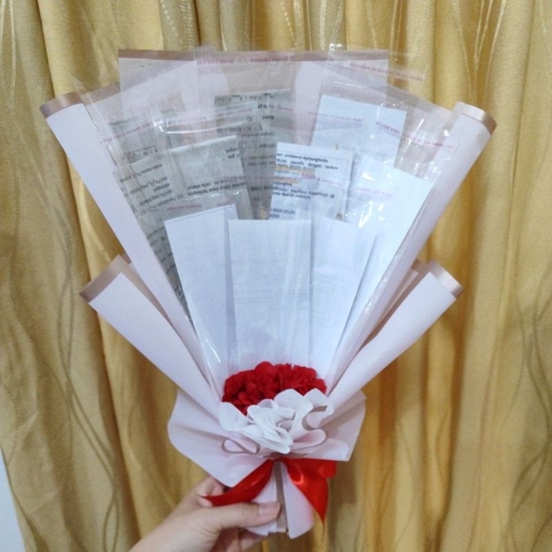 Buket Uang 30cm Buket Uang Kosong Ukuran Sedang Buket Uang Sedang Buket Ultah Buket Ulang Tahun Buket Amplop Buket Angpao Buket Kosong Wisuda Buket Kosong Ultah Kado Ultah Hadiah Ultah Kado Pacar Hadiah Pacar Kado Wisuda Hadiah Wisuda Kado anniversary