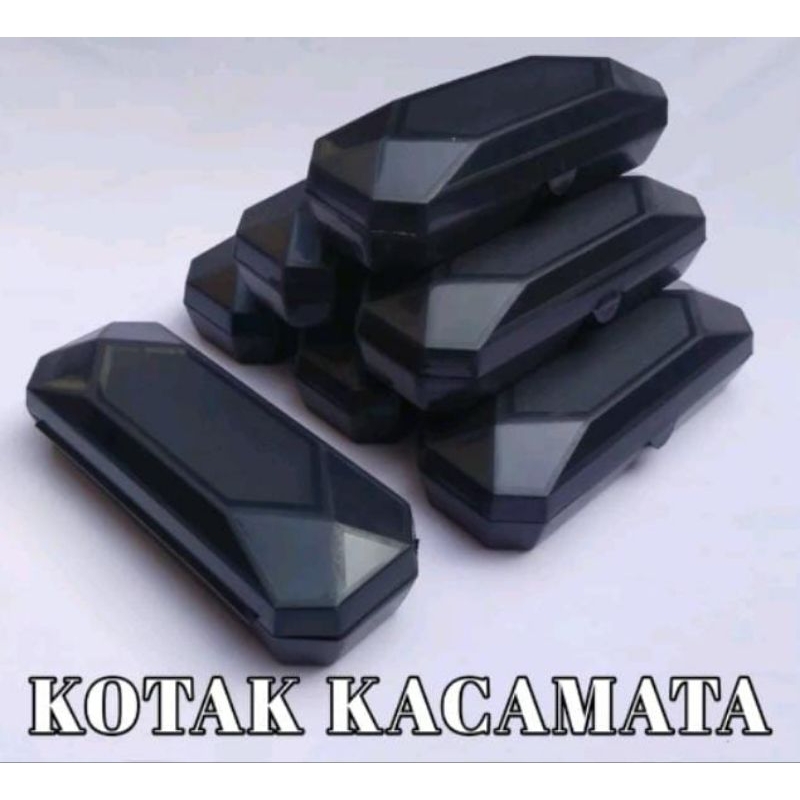 [UC] KOTAK KACAMATA / BOX KACAMATA / KOKOH DAN TERMURAH