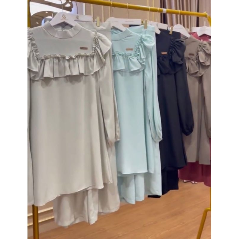 One Set Celana Rempel Dada by Shellasaukia