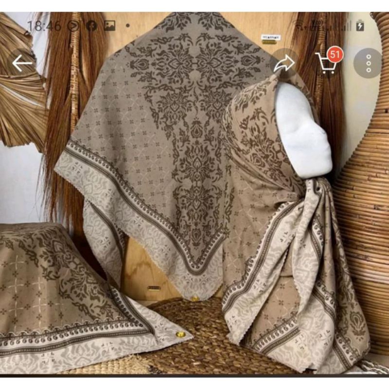 Segi Empat Motif Squera