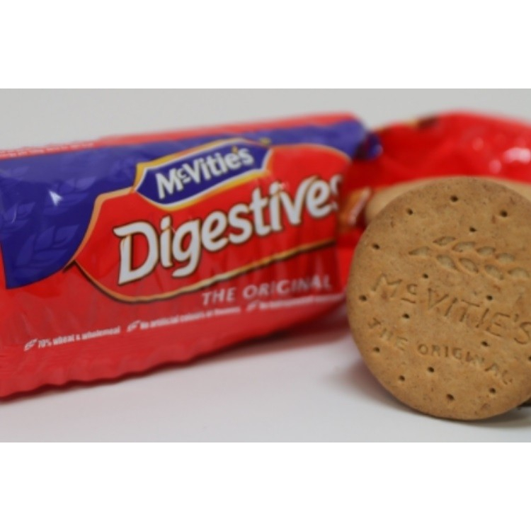 Mc Vities Digestive Bisuit Import 75gr Biskuit Luar Negri Biskuit Lembut Gandum Kue Tekstur Lembut Renyah McVitie`s