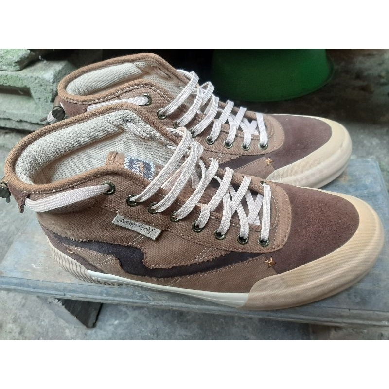 patrobas x nevertoolavish