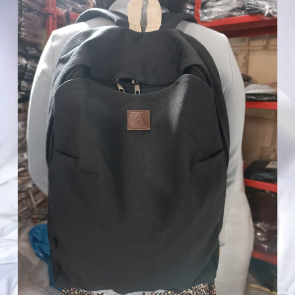 Kanvas Pria Wanita (HITAM) Tas Ransel Kanvas Pria Wanita (ARMY) Tas Pria Wanita Kanvas (NAVY) Tas Ransel Pria (MAROON) Tas Sekolah (ABU)