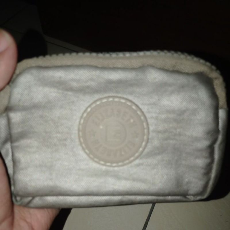 Elizabeth preloved
