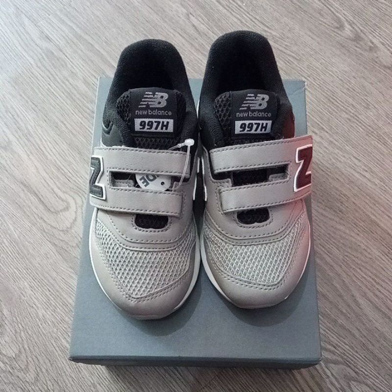 sepatu new balance PZ997HLC