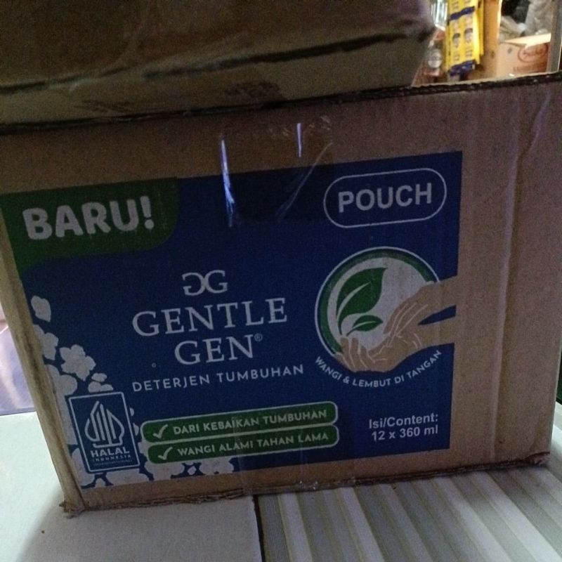 DETERJEN GENTLE REFILL 12 BKS, SATU DUS