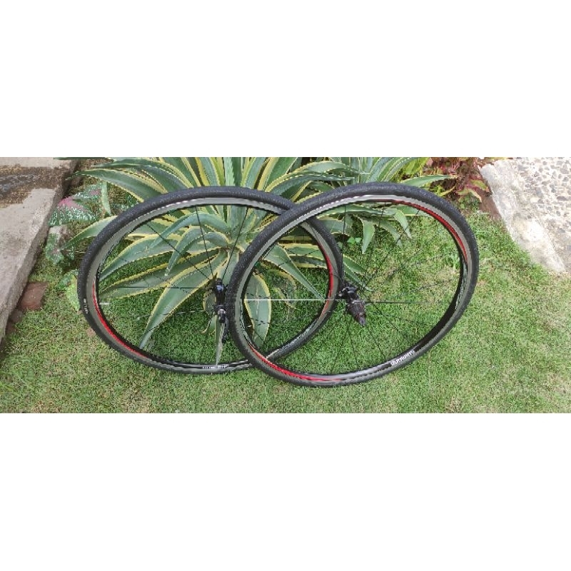 wheelset 700c shimano R561 11 speed 16 20 hole second