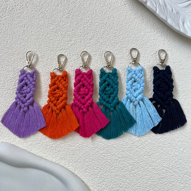 KEYCHAIN MACRAME - COLOURFULL (GANTUNGAN KUNCI)