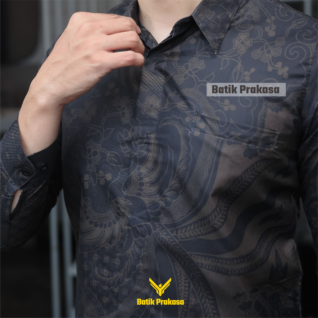 Kemeja Batik Prakasa Motif Gunaadya Slimfit Lengan Panjang Batik Solo